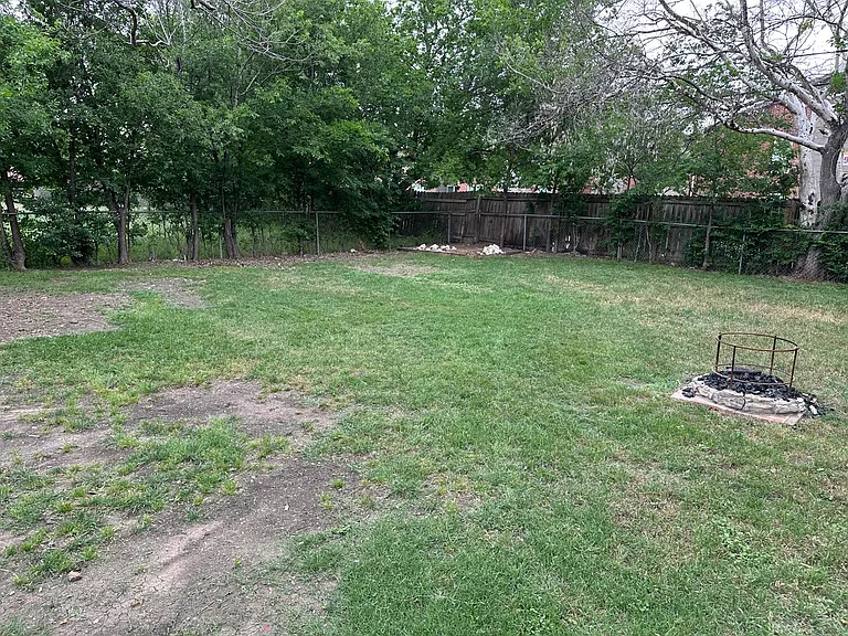 7211 Westglade Dr — Photo 24