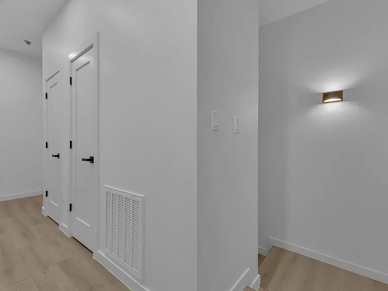 1519 Golden Hill Ter — Photo 33