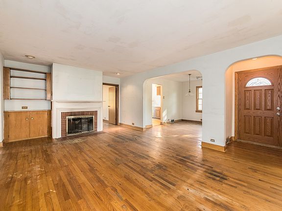 5th image of 1169 S 2nd Ave