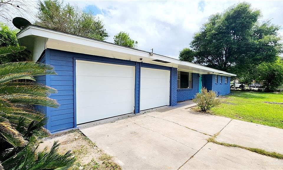1st image of 3000 Royal Palm Cir