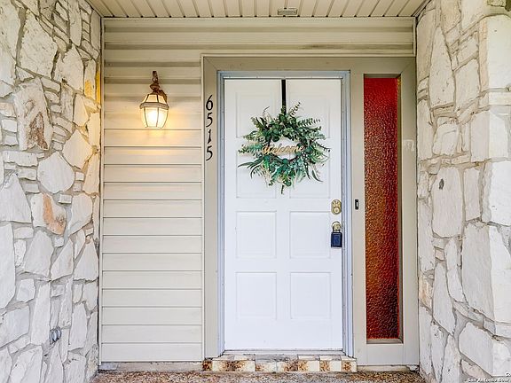 3rd image of 6515 MISSION HILLS DR