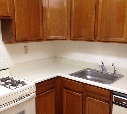 3rd image of 1 Bay Club Dr APT 1L