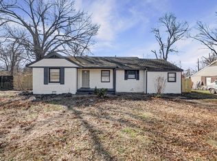 6733 Navy Rd, Millington, TN 38053