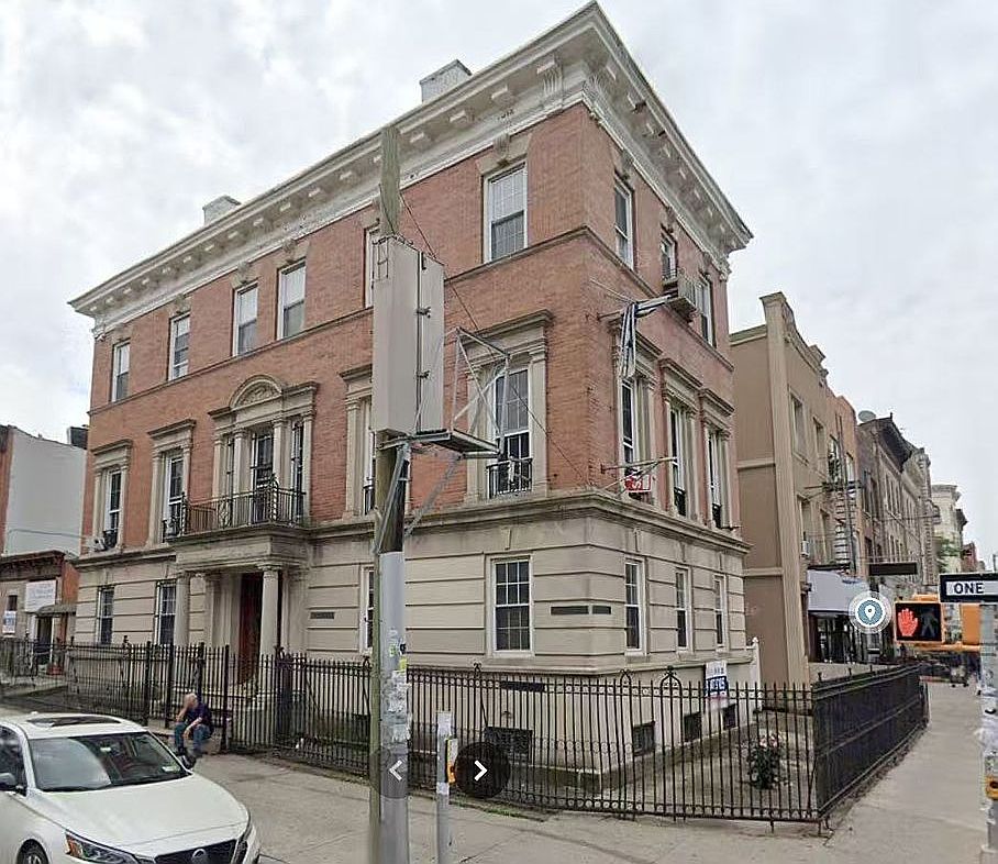 Primary listing photo