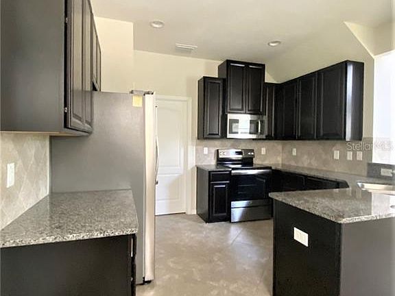4th image of 5163 Bay Isle Cir