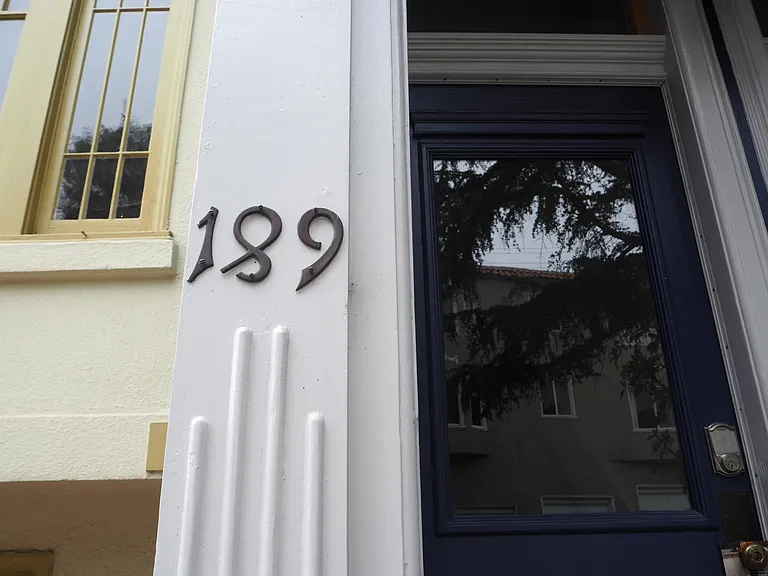 189 Corbett Ave #A — Photo 4