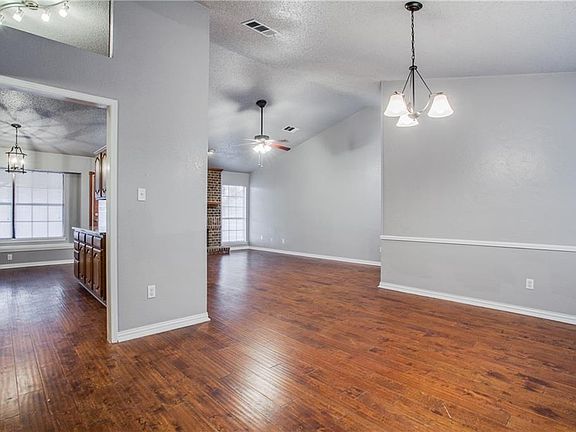 2nd image of 2806 Dukeswood Dr