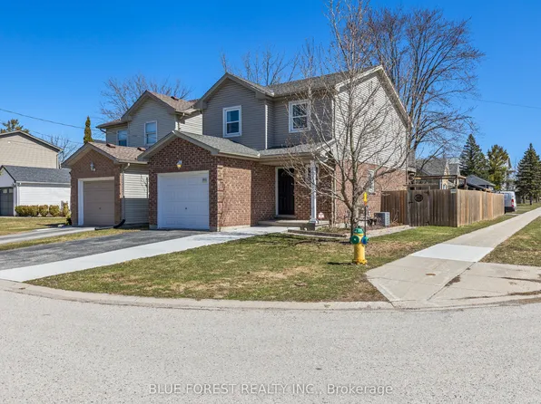 260 Oak St, Lucan Biddulph, ON N0M 2J0