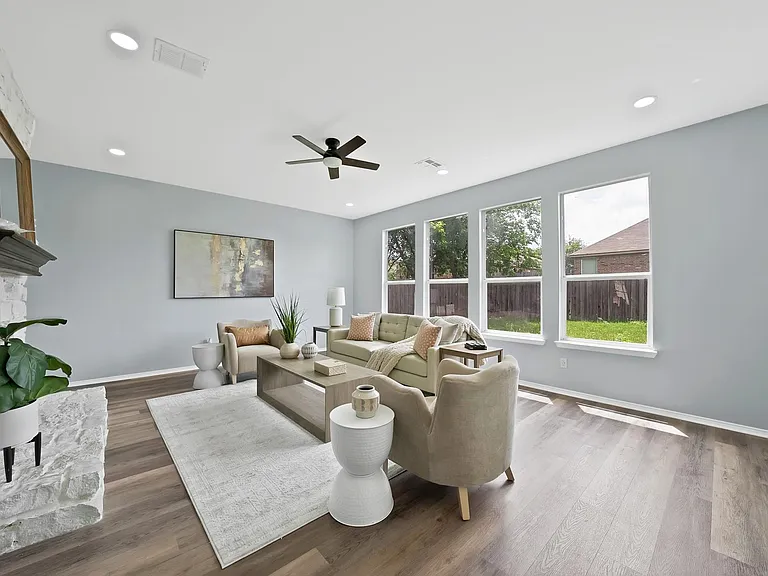 137 Heritage Dr — Photo 12