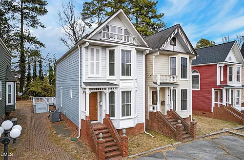 2502 Chapel Hill Rd #B Photo 1 2502 Chapel Hill Rd #B Photo 1