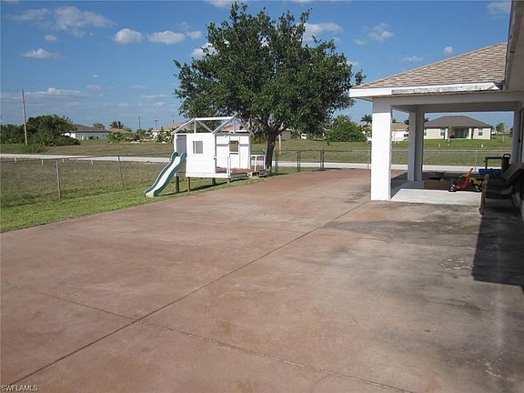 3rd image of 1015 NW 20th St