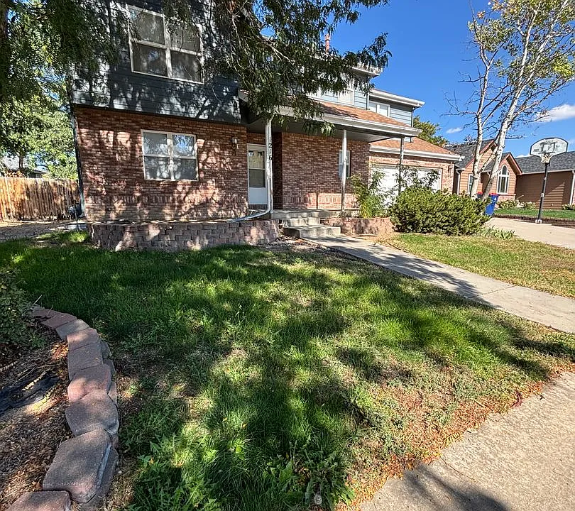 1216 Mountview Dr