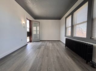 1340 W 65th St APT 4, Cleveland, OH 44102
