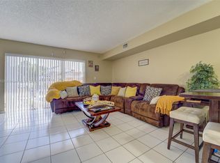 14915 SW 80th St APT 205, Miami, FL 33193