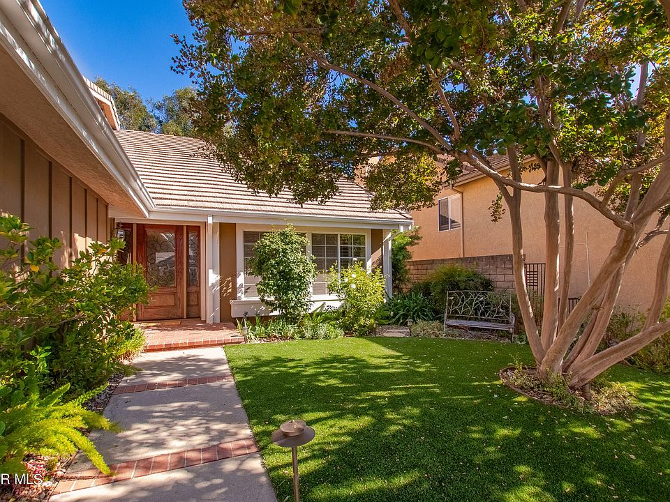 1st image of 376 Medea Creek Ln