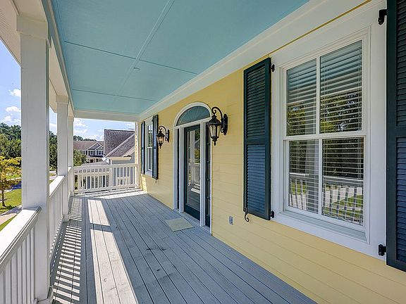 2nd Floor Porch