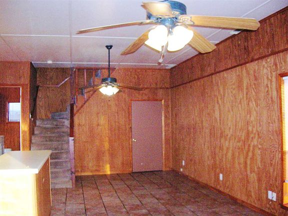 5th image of 731 Sandy Harbor Dr