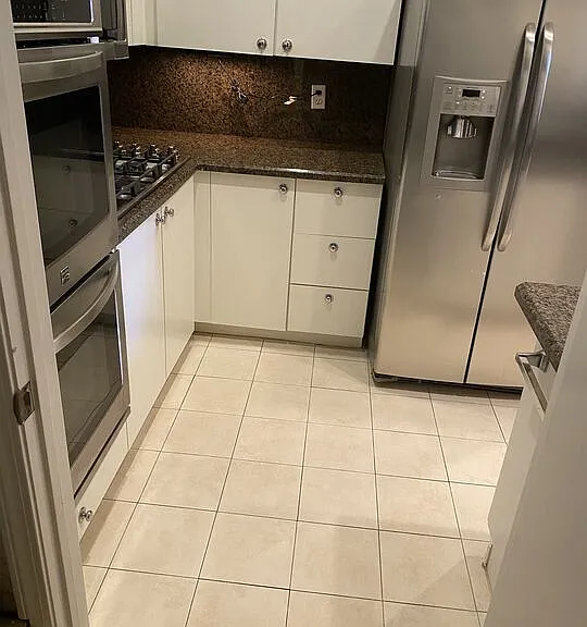 10432 Eastborne Ave #304 — Photo 9