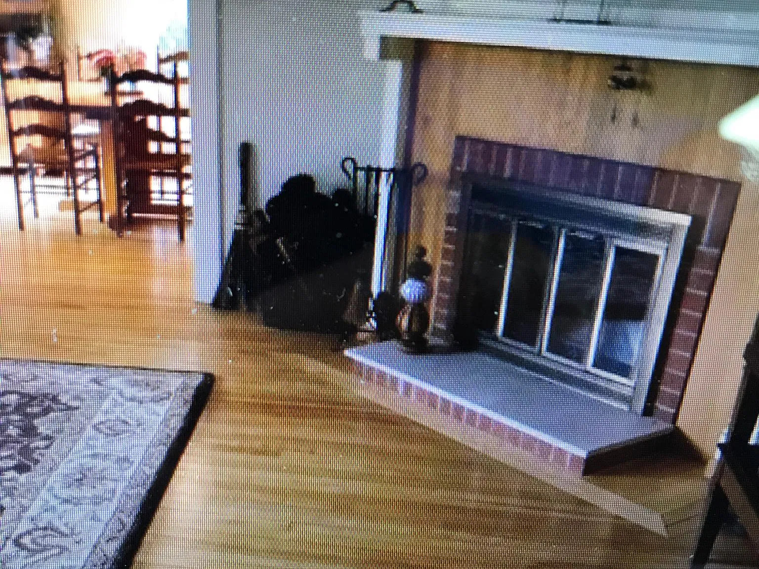 4 bed, 1993 sqft, $3,900 — Photo 2
