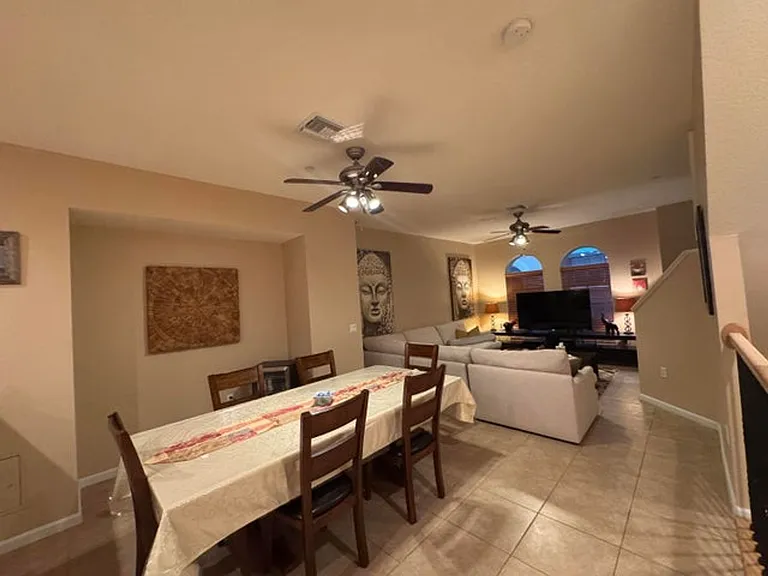 1033 NE 17th Way #604 — Photo 3