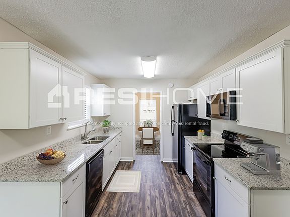 4th image of 5611 Desoto Dr