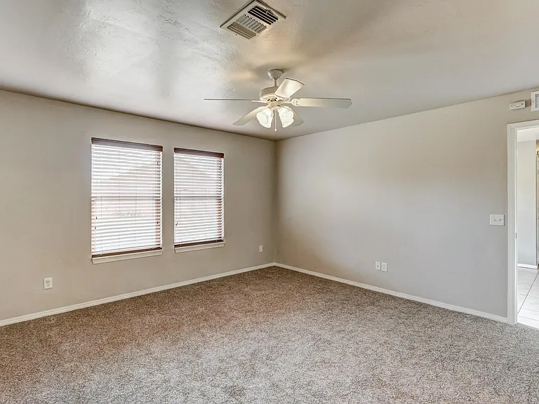 9528 SW 24th Ter — Photo 21