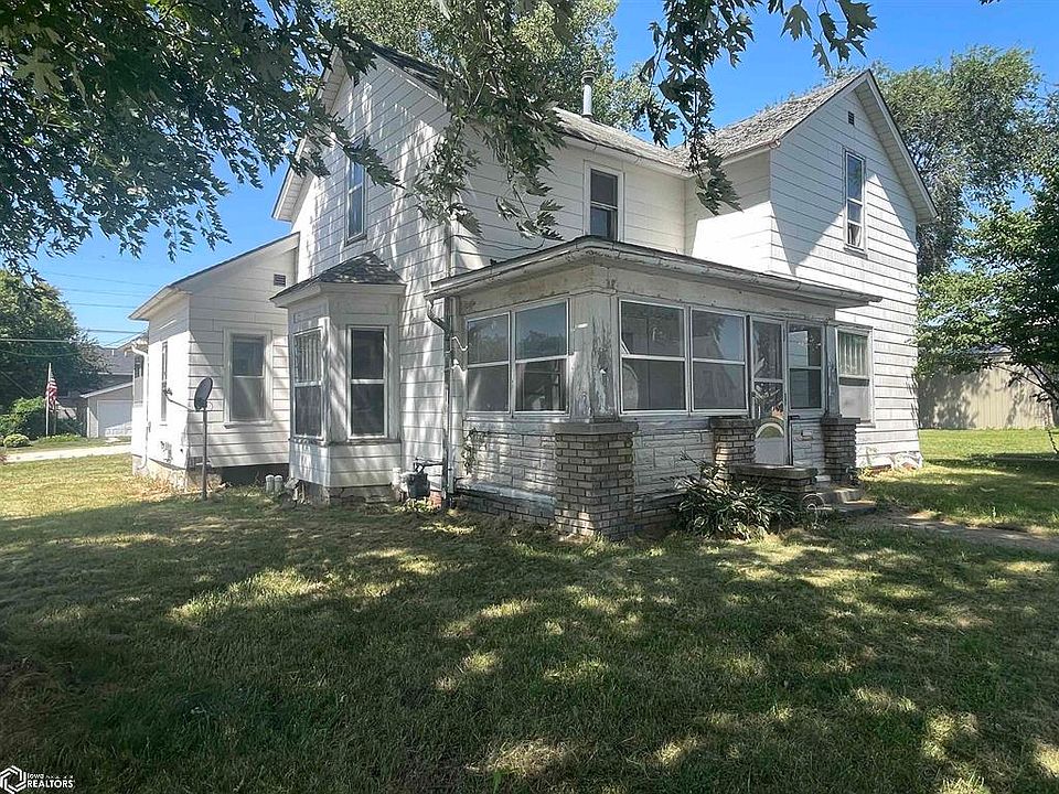 210 S Birch St, Creston, IA 50801 | Zillow