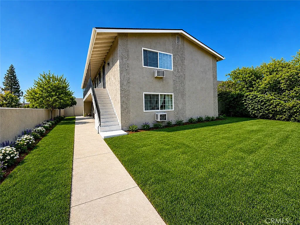 1 bed, 700 sqft, $2,095 — Photo 1