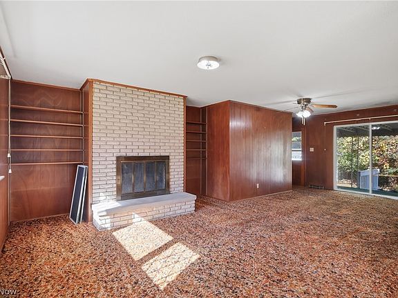4th image of 1489 Heights View Dr