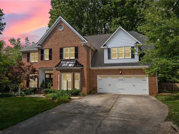 2903 Dray Ct, Jamestown, NC 27282