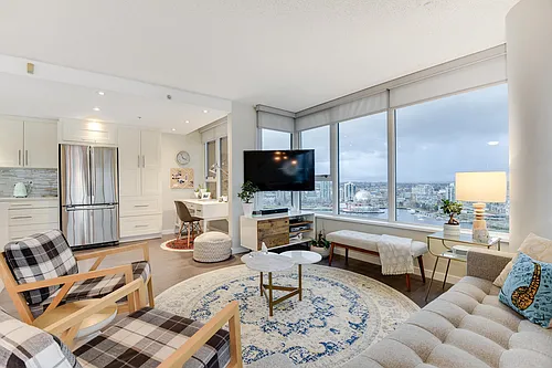 33 Smithe St #2803 Photo 1
