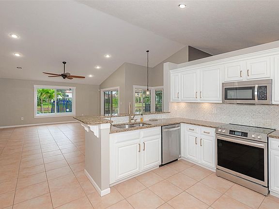 4th image of 3134 Peachtree Circle