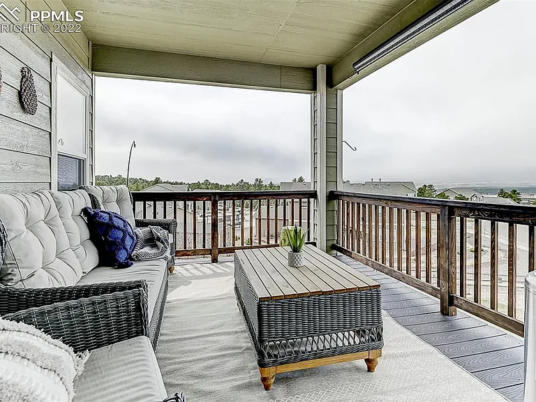 19773 Lindenmere Dr — Photo 9