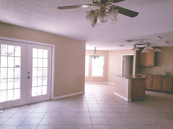 Liv/Dining area