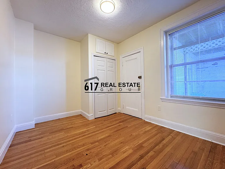 73 Thatcher St #202 — Photo 12