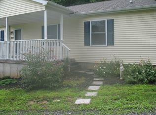 250 Gap Rd, Macungie, PA 18062