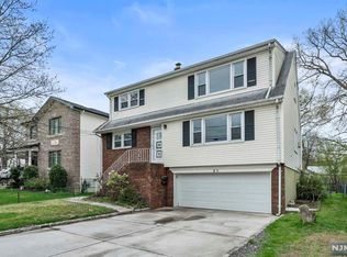 29 Lincoln St, Little Ferry, NJ 07643
