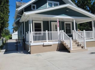 1419 Pennsylvania Ave #B, Des Moines, IA 50316