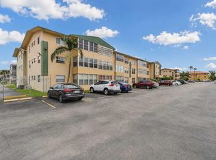 110 Royal Palm Rd APT 208, Hialeah Gardens, FL 33016