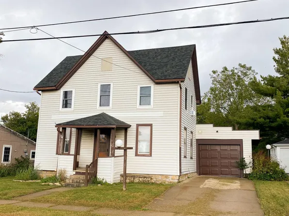 904 Dodgeville Street, Highland, WI 53543