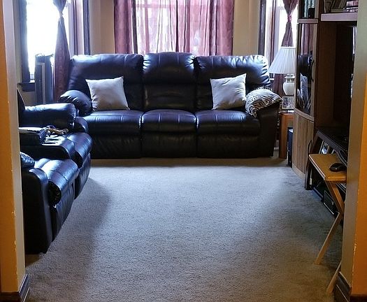 2nd image of 3066 N Haussen Ct