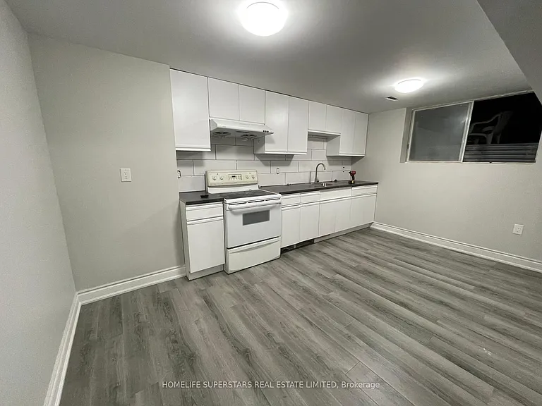 43 Oldfield Dr — Photo 6