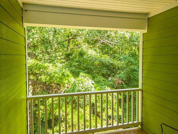4th image of 9173 Parlor Dr