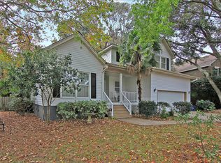 698 Travers Ct, Charleston, SC 29412
