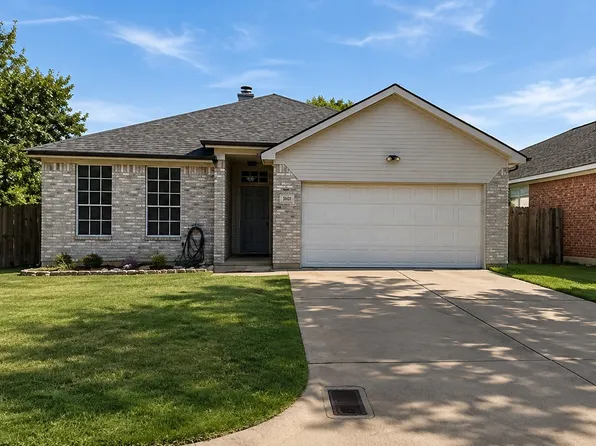3601 Lasso Rd, Roanoke, TX 76262