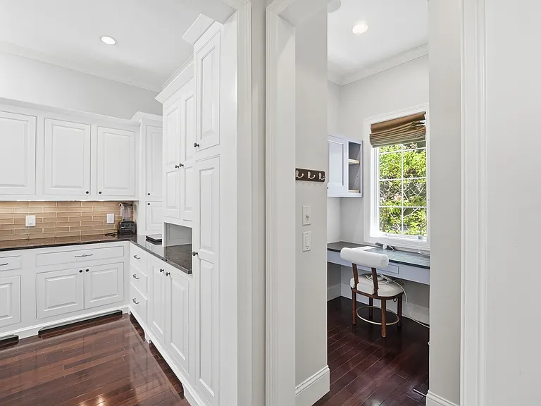 306 Harvard Ave — Photo 16