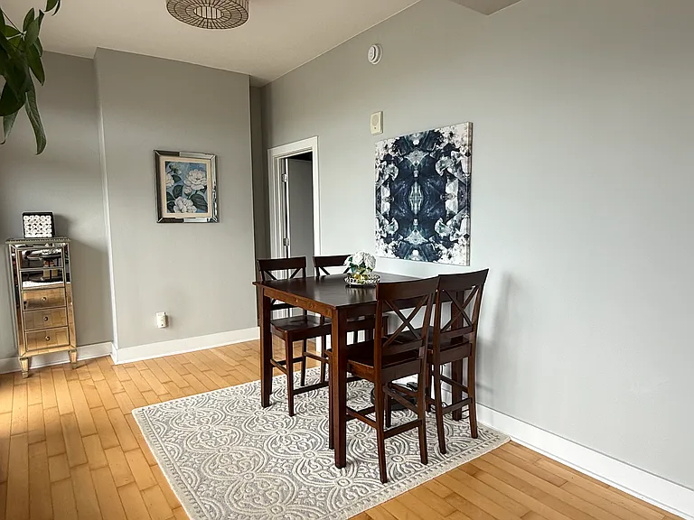 603 Davis St #1401 — Photo 9
