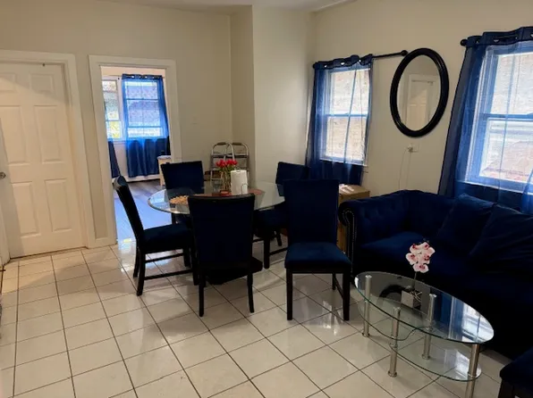 44 W 54th St #3, Bayonne, NJ 07002