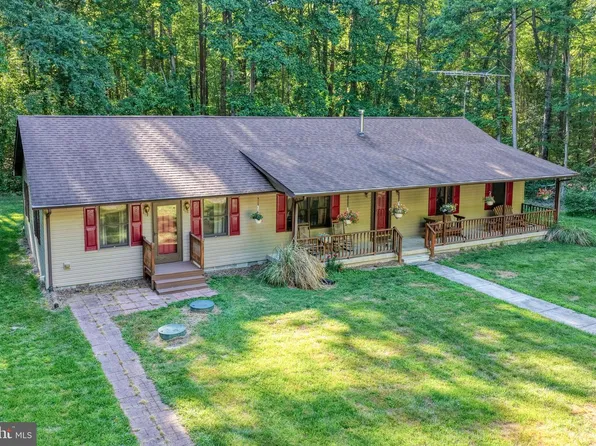 979 Barney Jenkins Rd, Felton, DE 19943