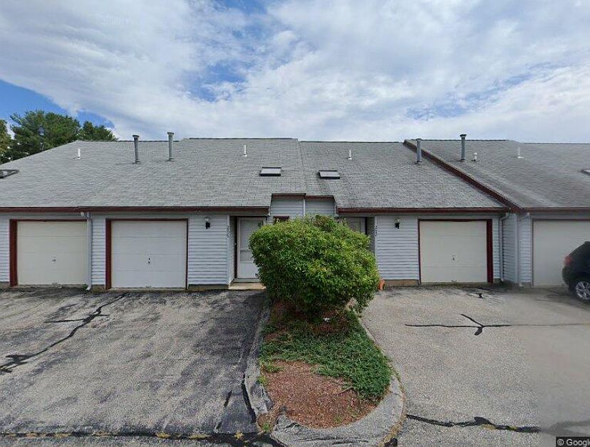 1st image of 245 Stonebridge Dr #245